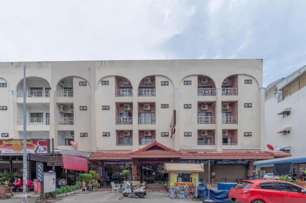 Oyo 1125 Chokdee Inn Pattaya Exterior foto